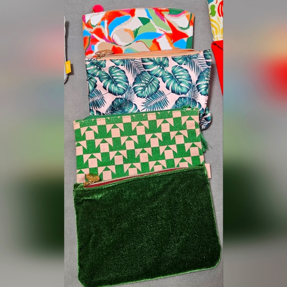 Green Patterned Women's Makeup Bags